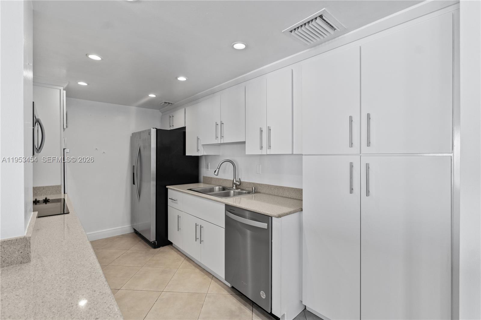 BRICKELL TOWNHOUSE CONDO - Residential