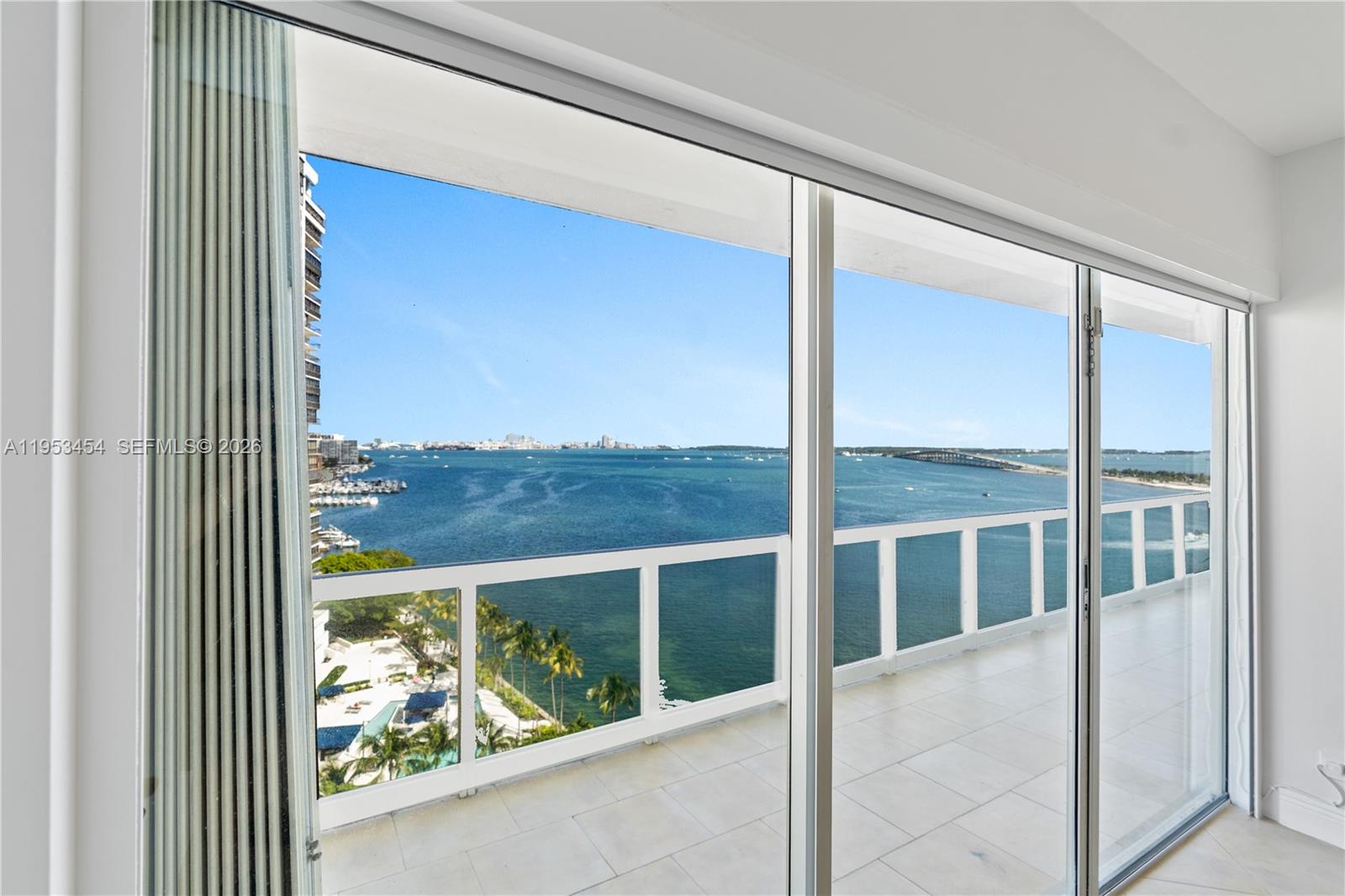 BRICKELL TOWNHOUSE CONDO - Residential