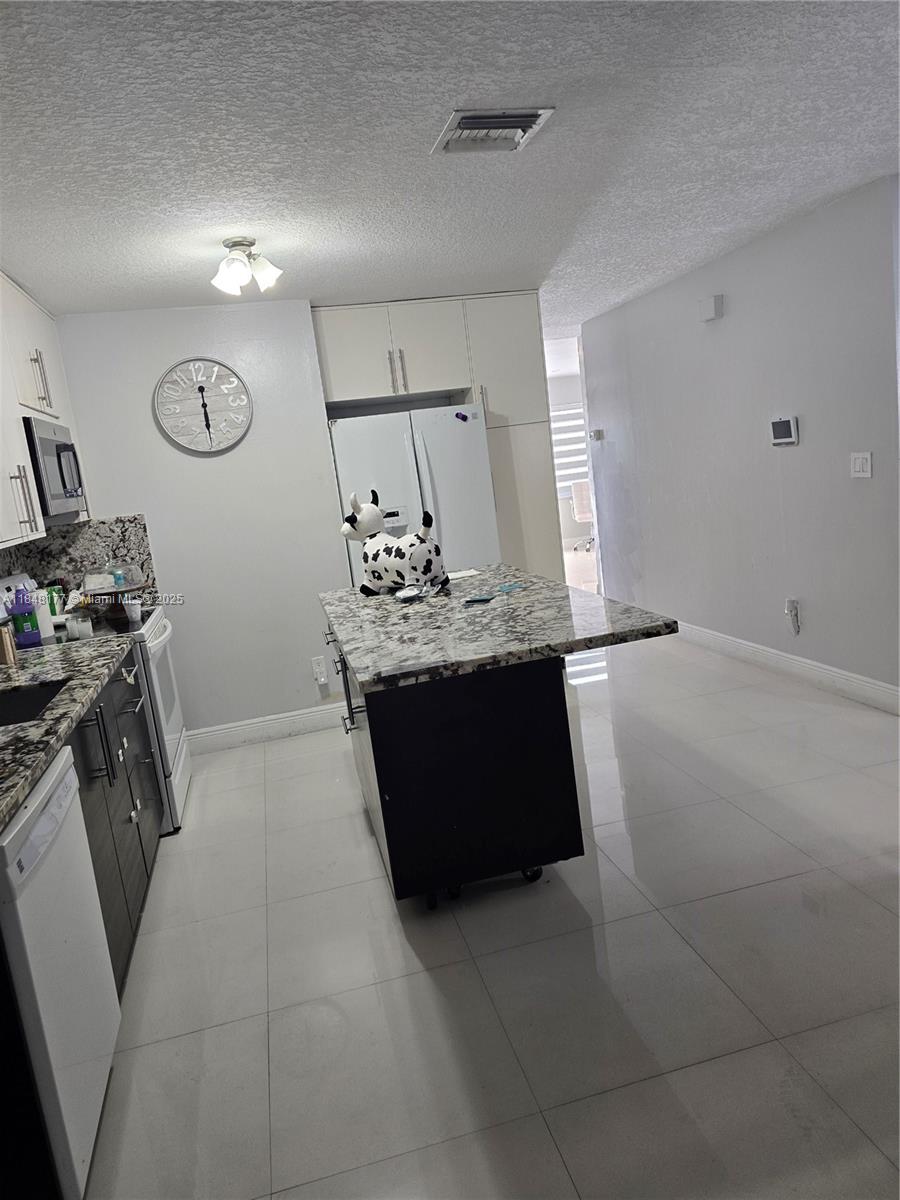 BILTMORE ESTATES - Residential