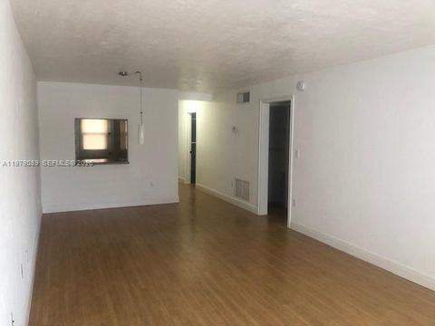 251 GALEN DR 312E Key Biscayne FL 33149