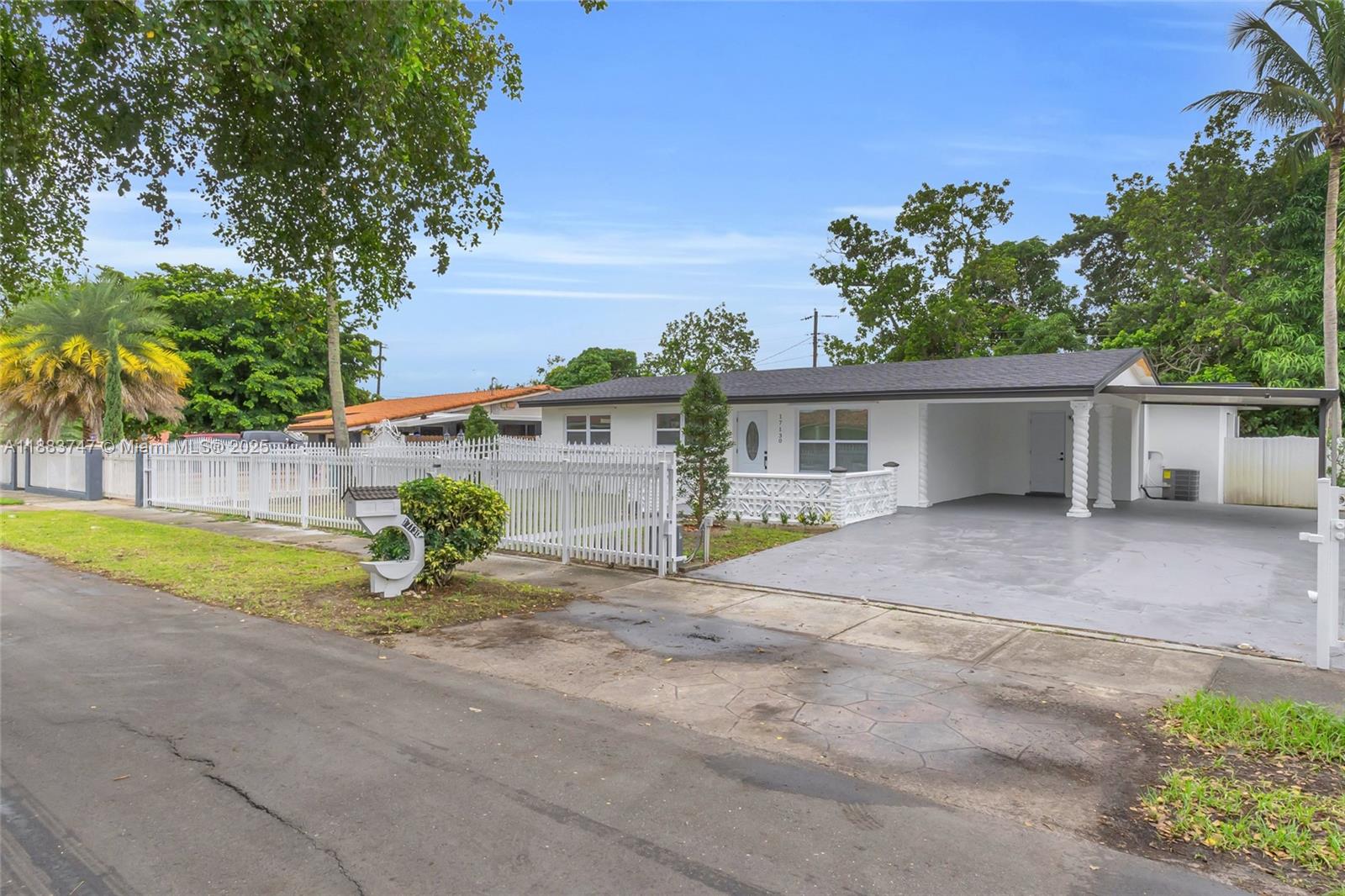CAROL CITY 5TH ADDN - Residential