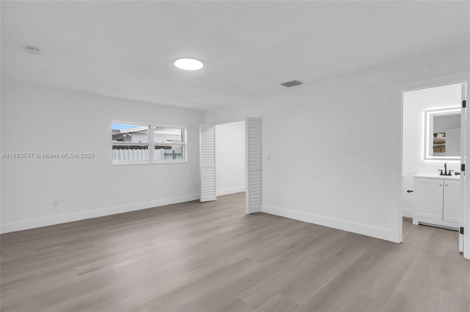 CAROL CITY 5TH ADDN - Residential