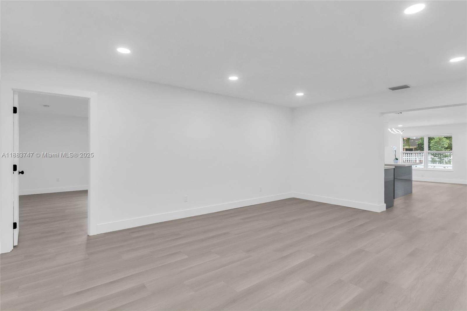 CAROL CITY 5TH ADDN - Residential