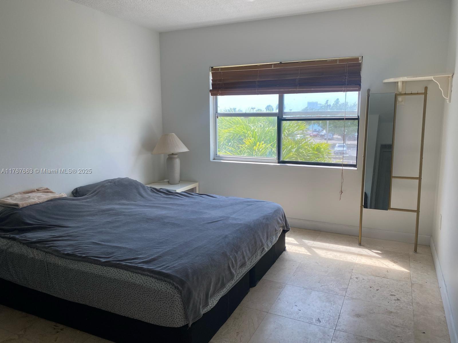 Property for Sale at 400 Kings Point Dr 209, Sunny Isles Beach, Miami-Dade County, Florida - Bedrooms: 1 
Bathrooms: 1  - $240,000