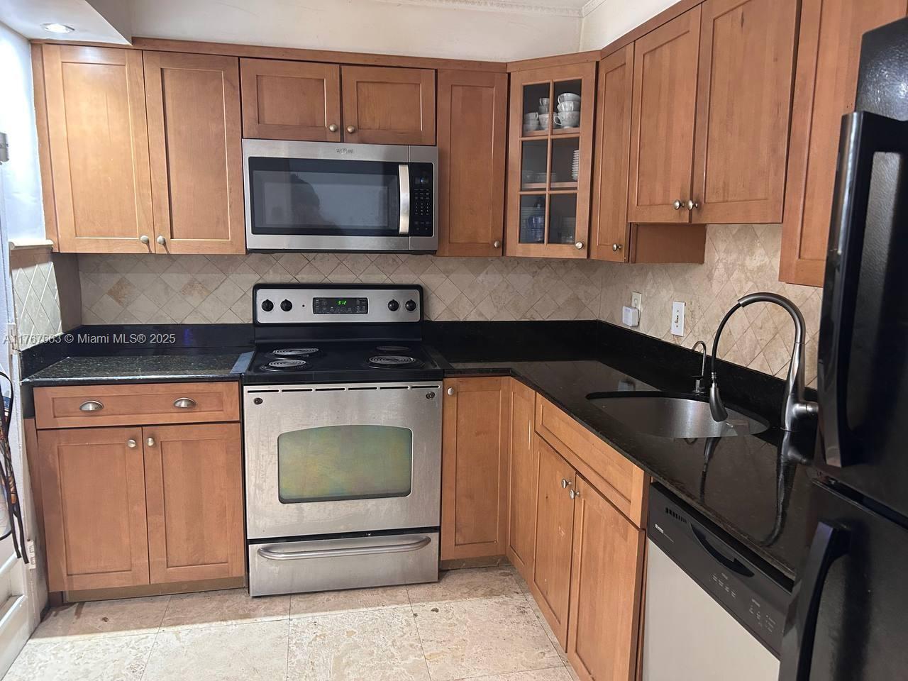 COASTAL TOWERS CONDO - Residential