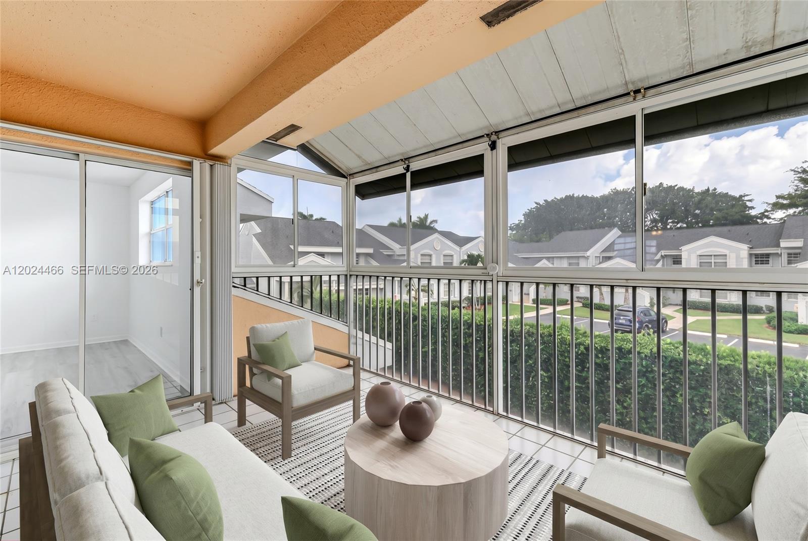 KEYS GATE CONDO NO ONE - Residential