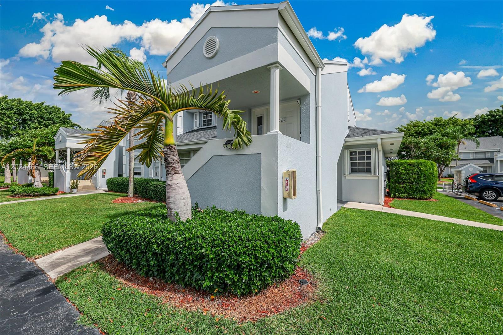 KEYS GATE CONDO NO ONE - Residential