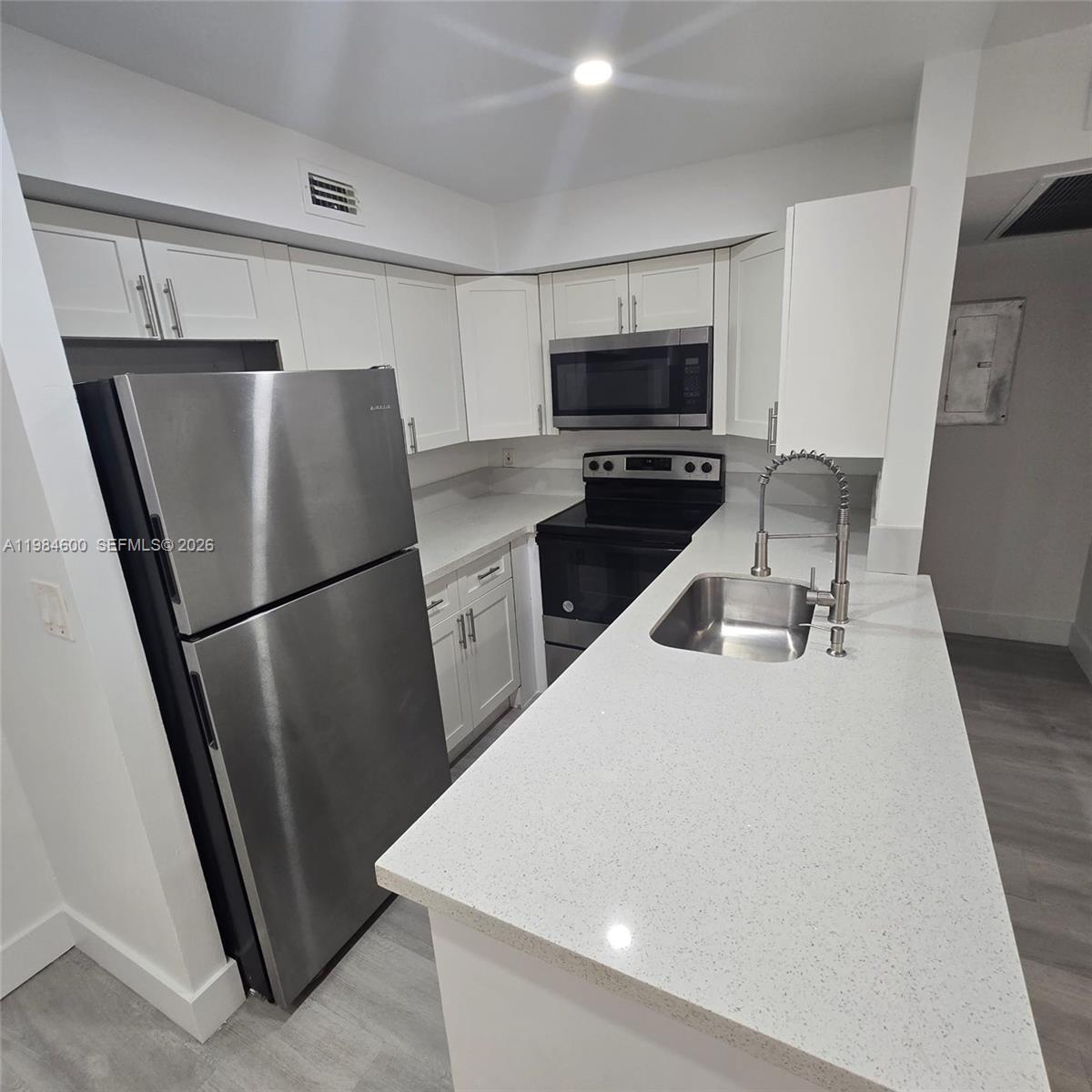 WINDING LAKE TWO AT WELLE - Residential Lease