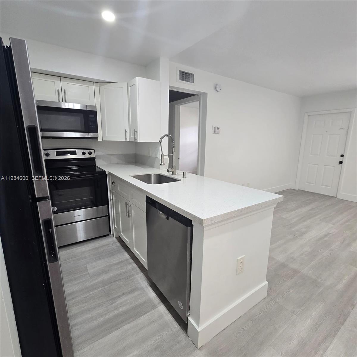 WINDING LAKE TWO AT WELLE - Residential Lease