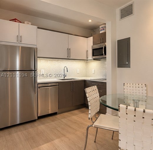 700 16th St 210