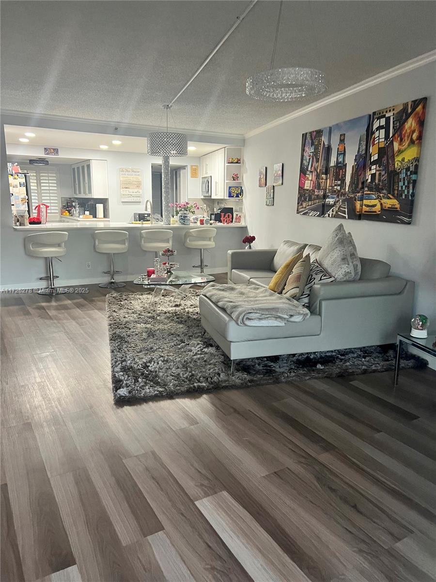 Property for Sale at 625 Oaks Dr 304, Pompano Beach, Broward County, Florida - Bedrooms: 2 
Bathrooms: 2  - $370,000
