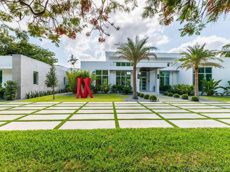 ARTEFACTO HOME STAGING. A BAUHAUS INSPIRED ONE-ACRE LOT, BY RENOWNED ARCHITECT MARK REARDON. SURROUNDED BY THE ELEGANT CORAL GABLES AND PINECREST AREA. OUR 7,700 SF RESIDENCE OFFERS SIX BEDROOMS PLUS A MEDIA ROOM AND SEVEN BATHROOMS, EUROPEAN FLOORS INCLUDING A MAGNIFICENT POWDER ROOM & CABANA BATH WITH VANITIES MADE IN ITALY BY LAGUNA. THE KITCHEN HAS AN IMPRESSIVE AND MODERN LAYOUT WITH ITALIAN CABINETRY BY VENETA CUCINE, WOLF & SUBZERO APPLIANCES, BREAKFAST AREA, WINE CELLAR AND A BAR. THE LIVING ROOM HAS A GORGEOUS VIEW OF THE INFINITY POOL WITH SALT SYSTEM, JACUZZI AND A STUNNING TERRACE FOR A SUMMER KITCHEN.