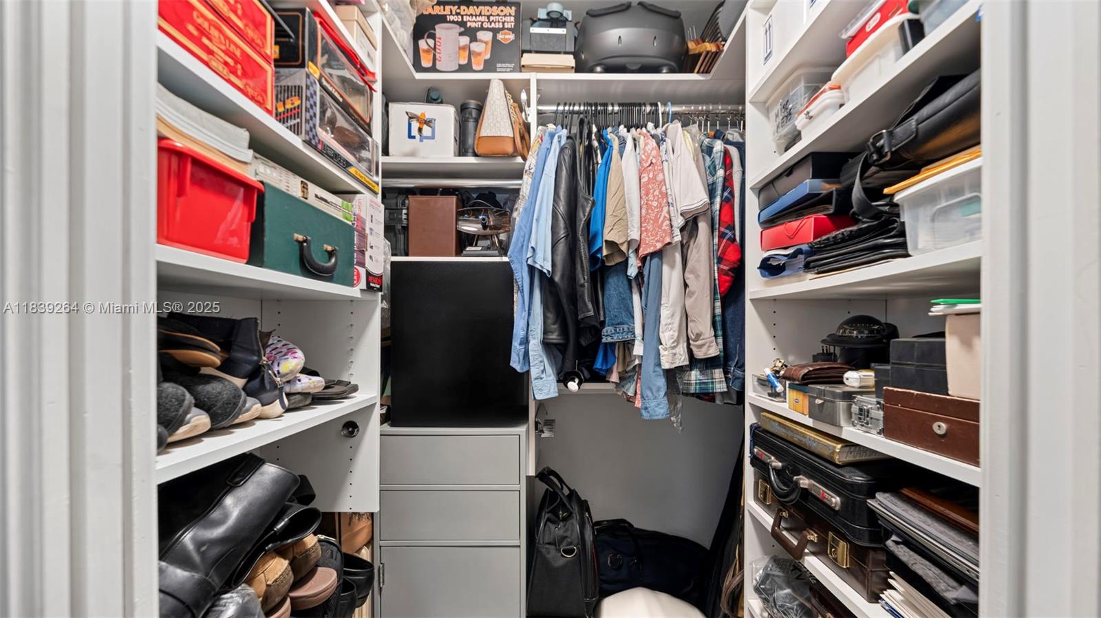 CELEBRATION POINT CONDO # - Residential