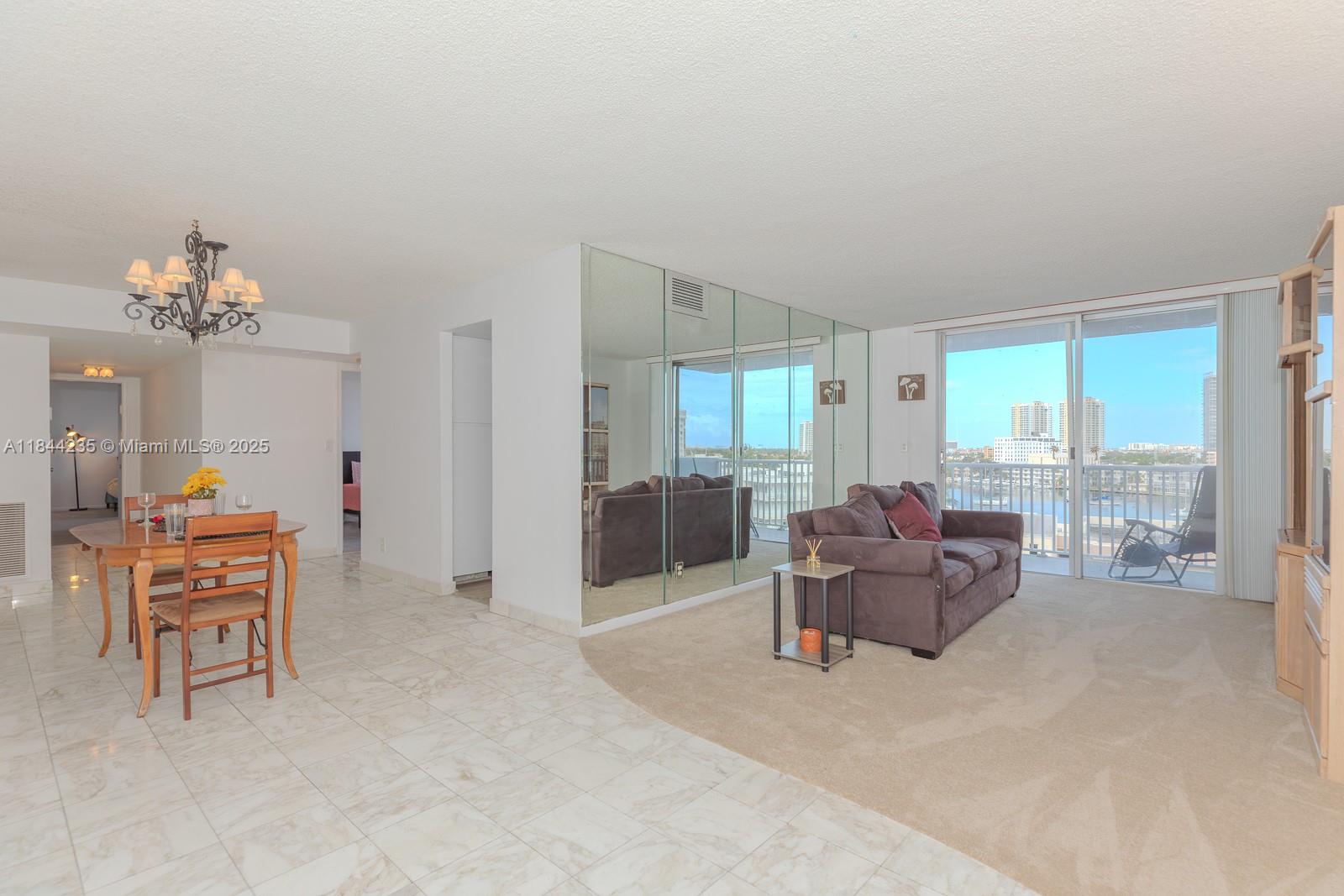 137 Golden Isles Dr 809