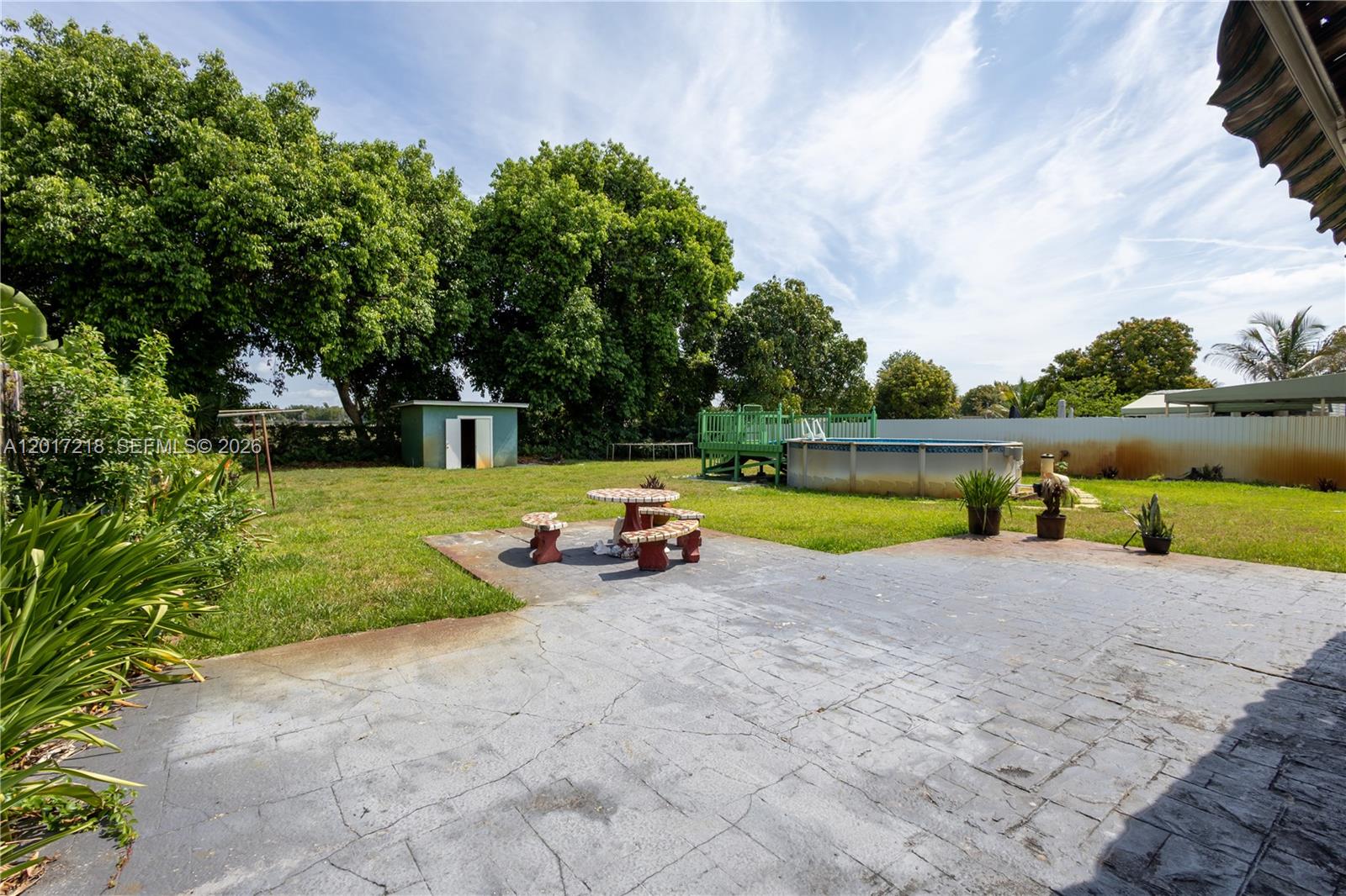 3RD ADDN TO STARLIGHT - Residential