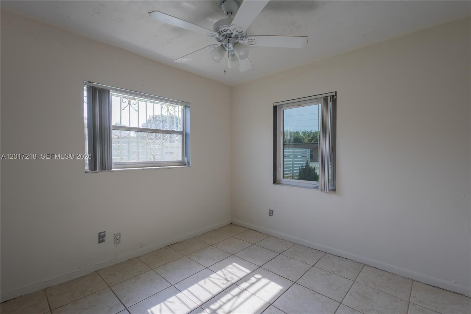 3RD ADDN TO STARLIGHT - Residential