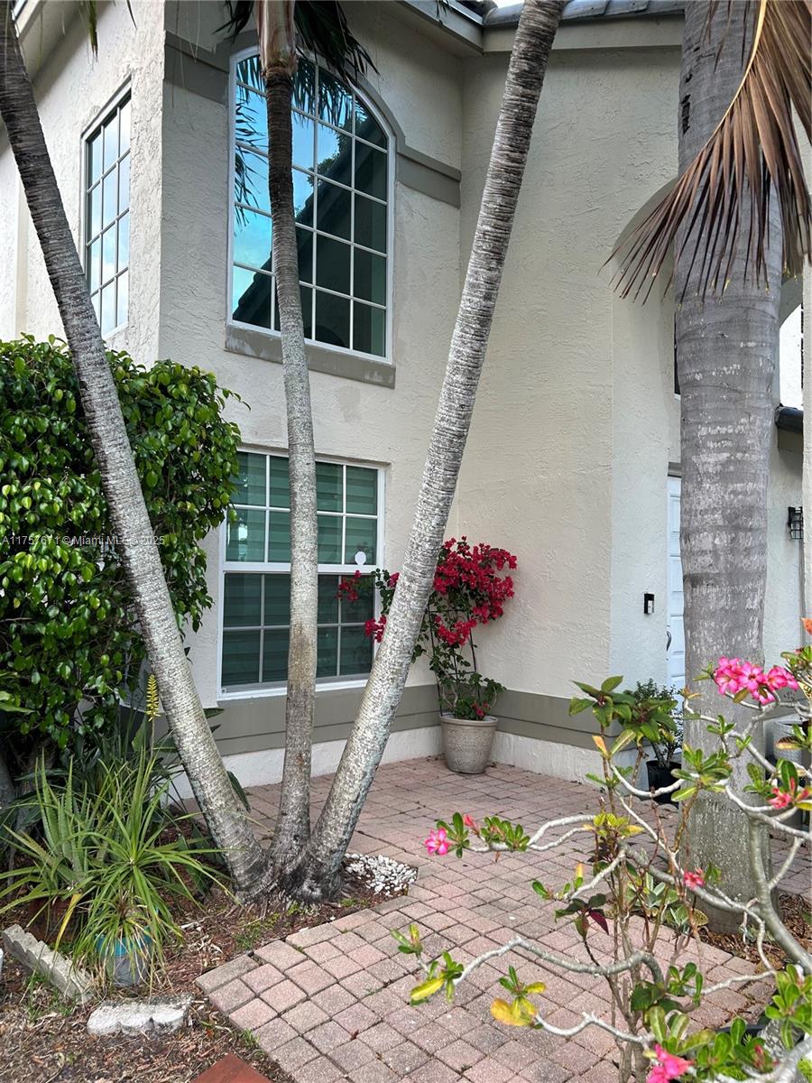HILLSBORO COUNTRY CLUB - Residential