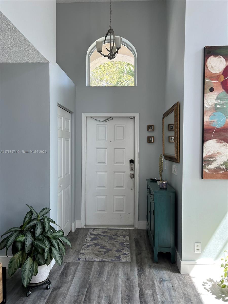 HILLSBORO COUNTRY CLUB - Residential