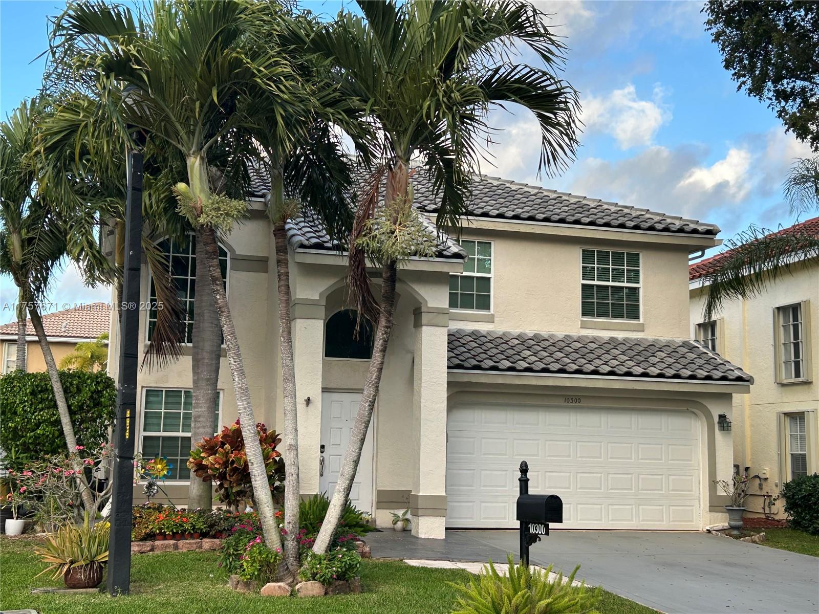 HILLSBORO COUNTRY CLUB - Residential