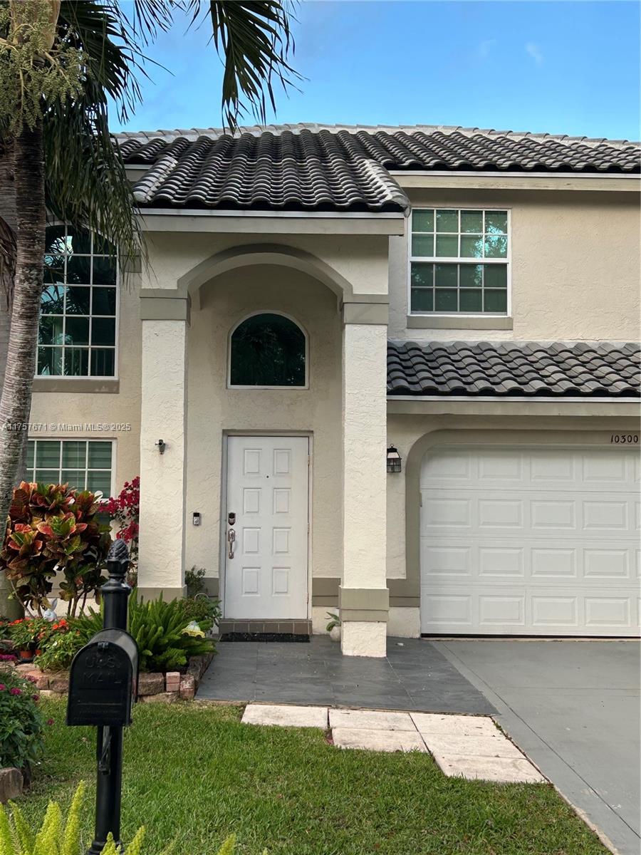 HILLSBORO COUNTRY CLUB - Residential