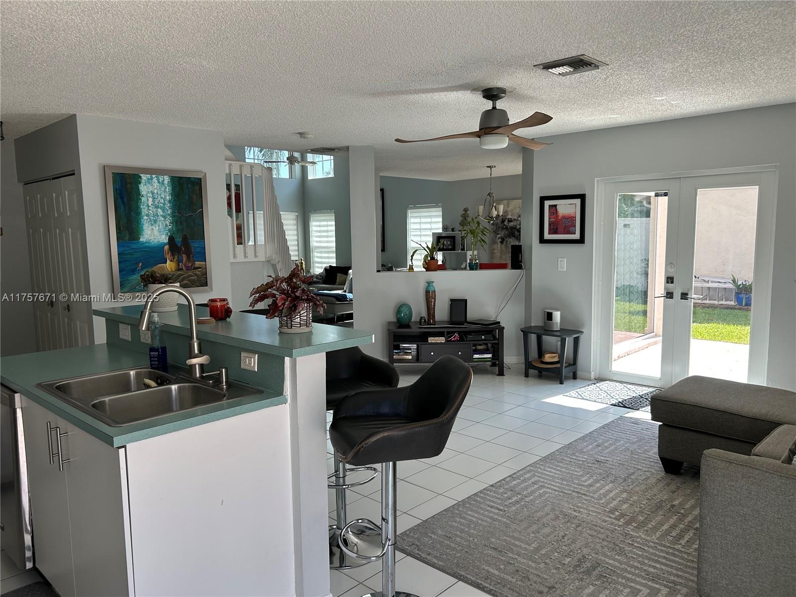 HILLSBORO COUNTRY CLUB - Residential