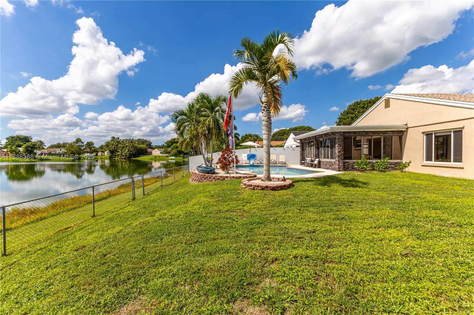 FLAMINGO GARDENS-PHASE TW - Residential
