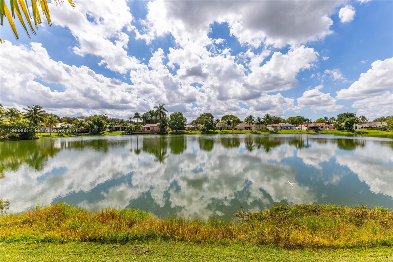 FLAMINGO GARDENS-PHASE TW - Residential