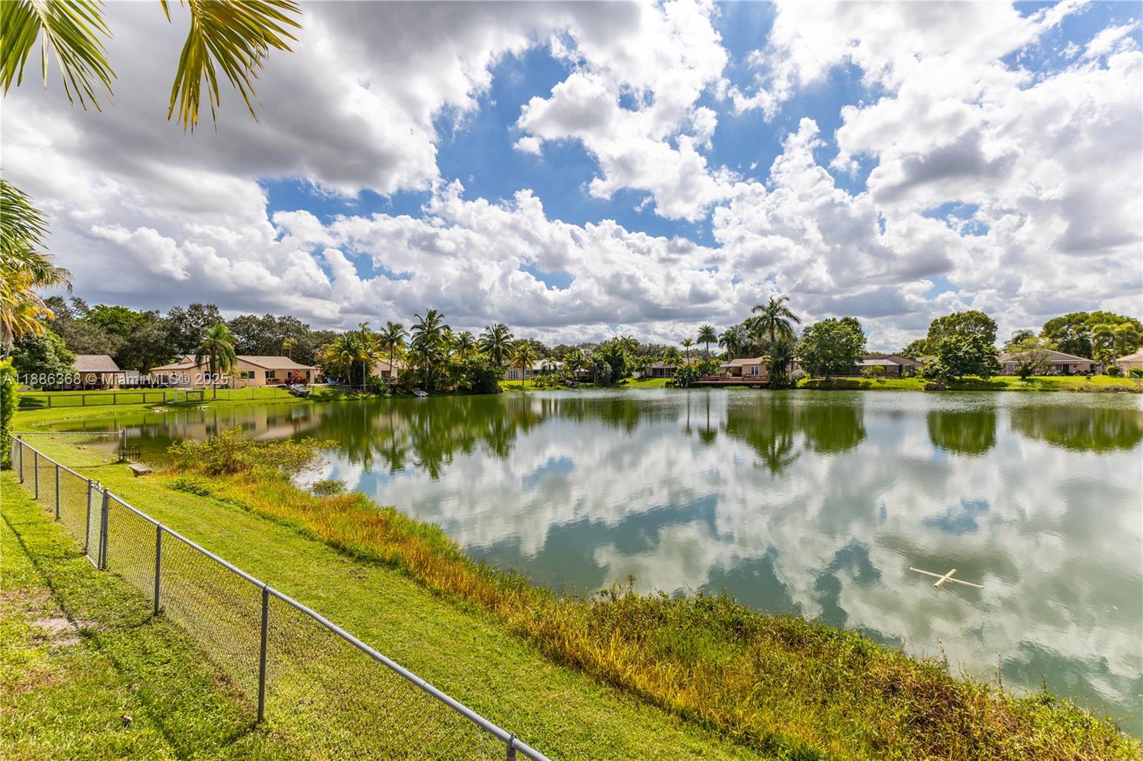 FLAMINGO GARDENS-PHASE TW - Residential