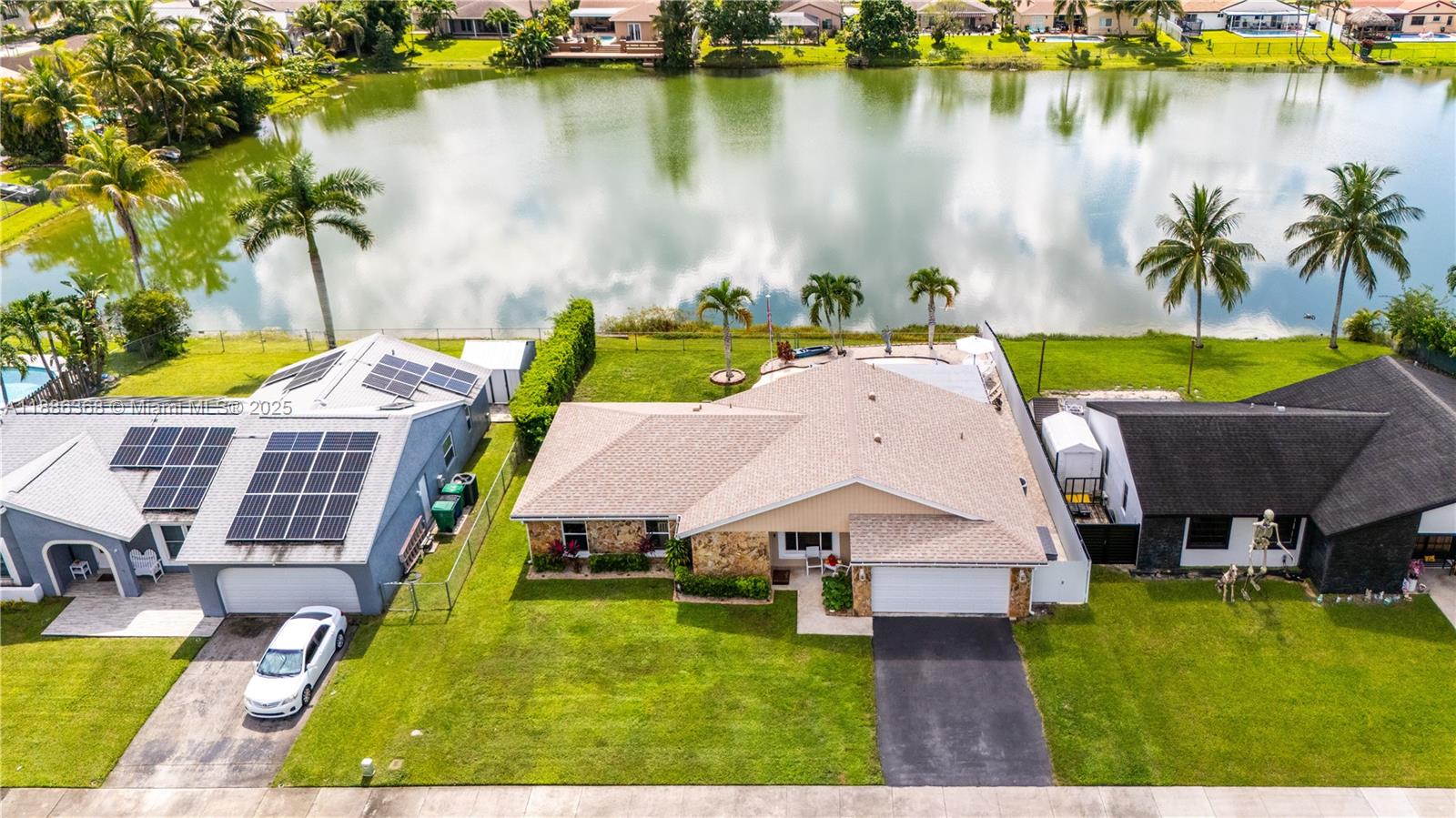 FLAMINGO GARDENS-PHASE TW - Residential