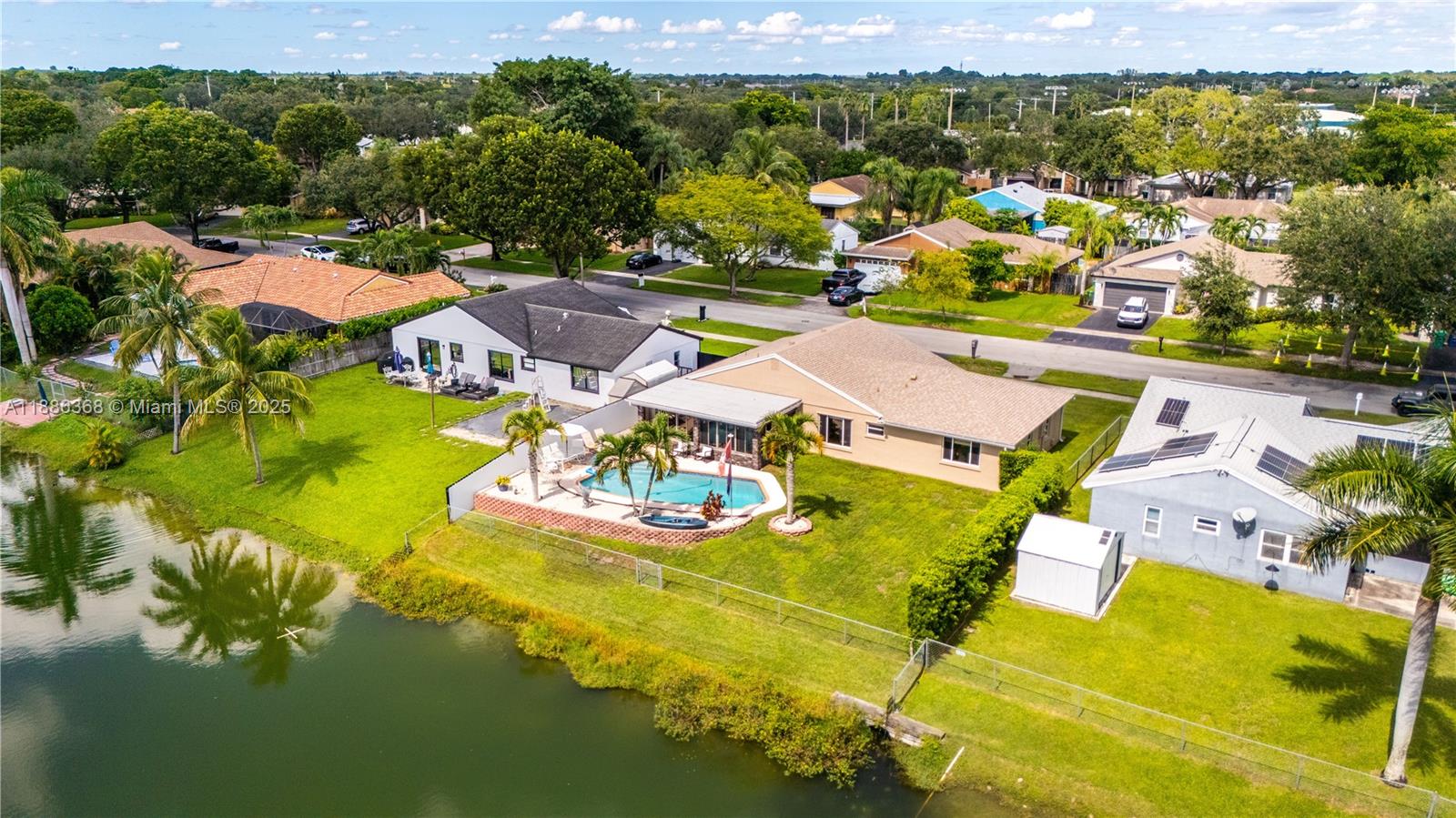FLAMINGO GARDENS-PHASE TW - Residential