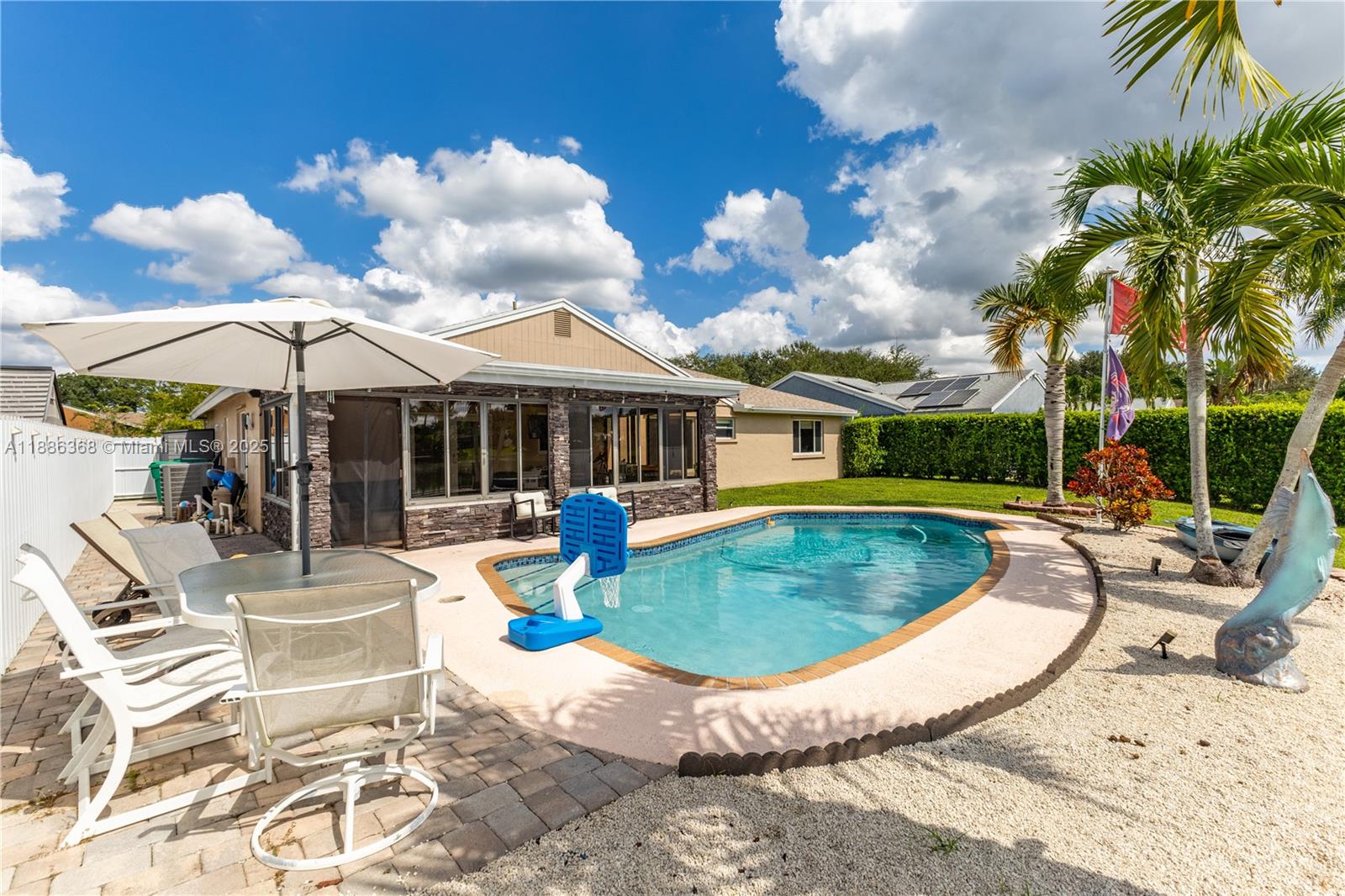 FLAMINGO GARDENS-PHASE TW - Residential