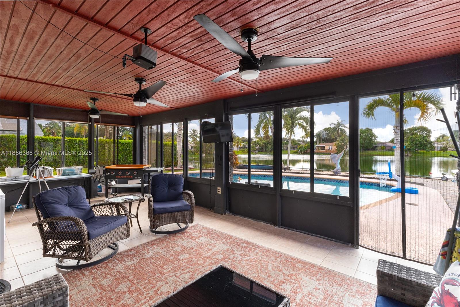 FLAMINGO GARDENS-PHASE TW - Residential