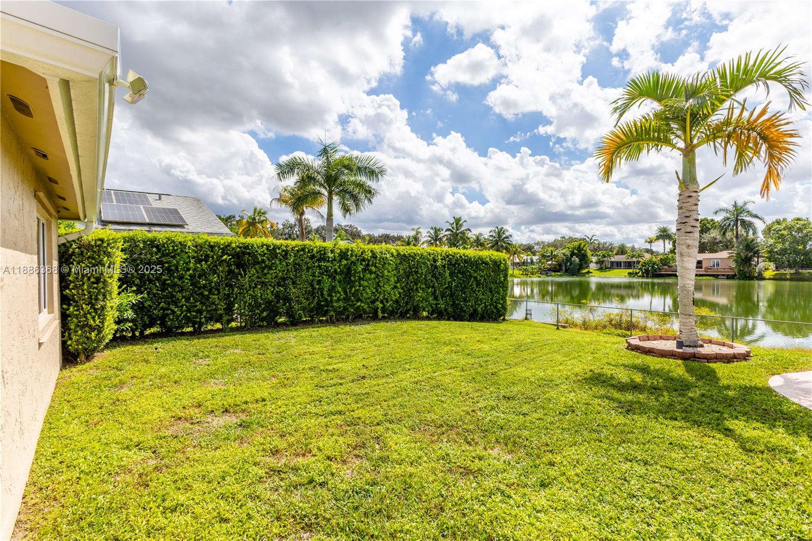 FLAMINGO GARDENS-PHASE TW - Residential