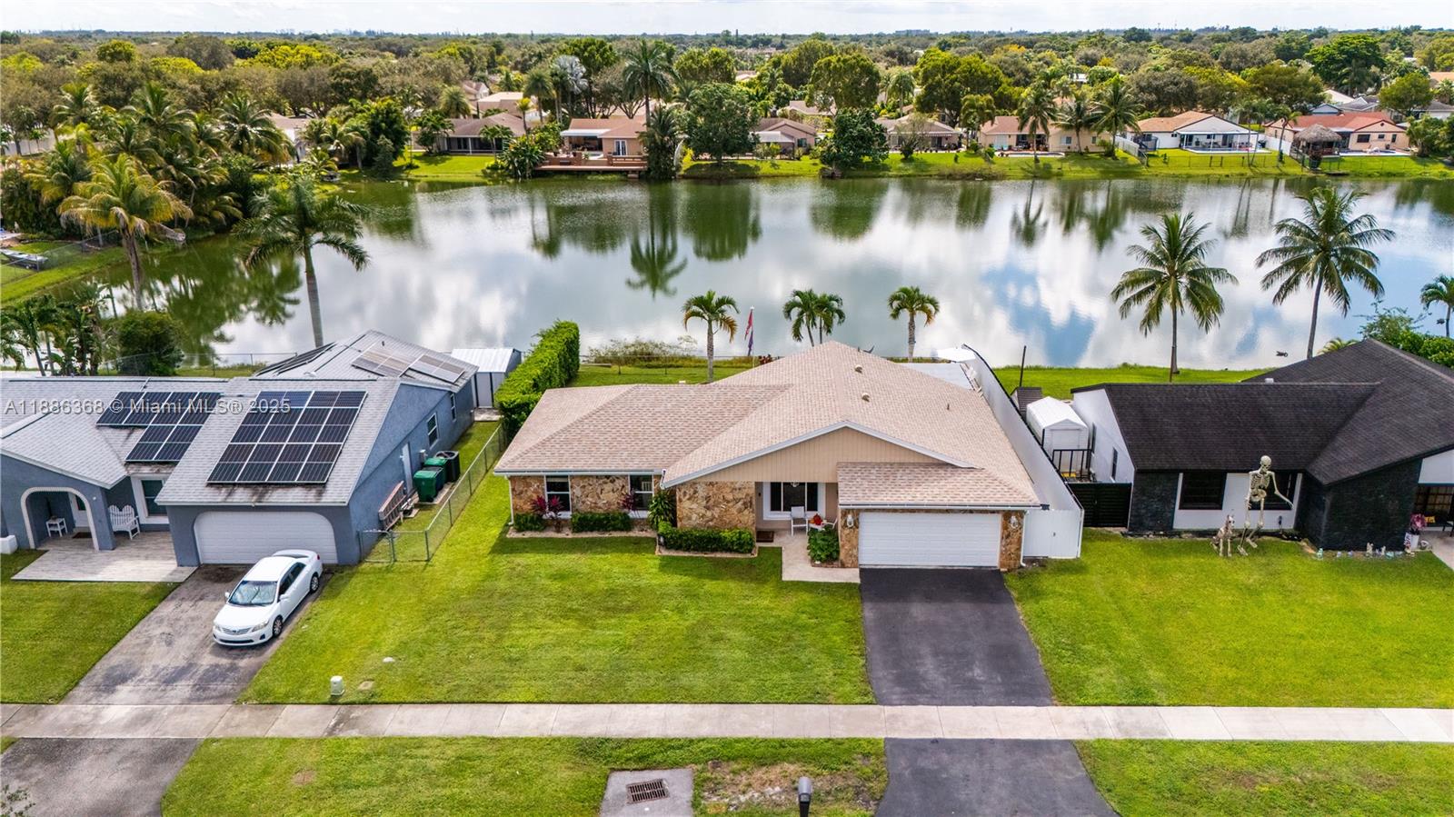 FLAMINGO GARDENS-PHASE TW - Residential