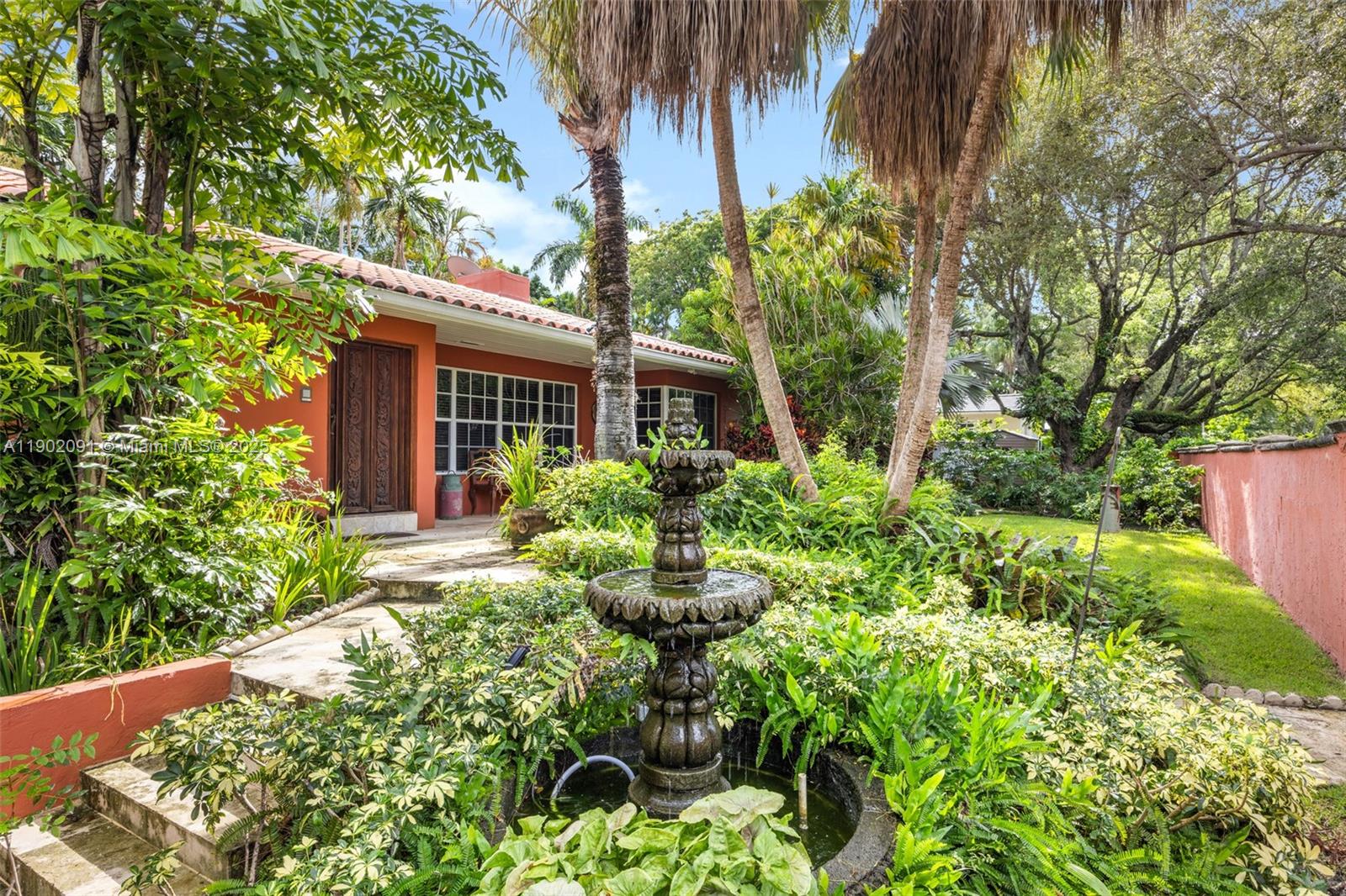 NATOMA MANORS RE SUB - Residential Lease