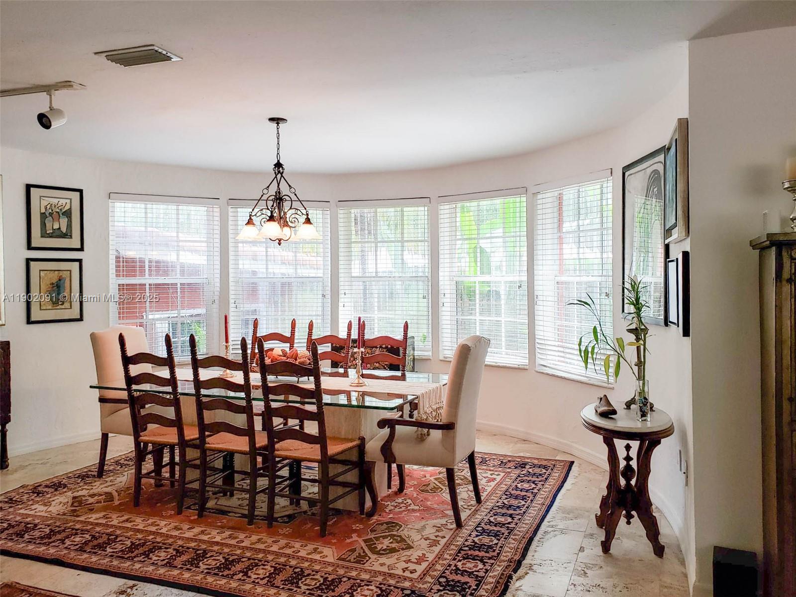 NATOMA MANORS RE SUB - Residential Lease