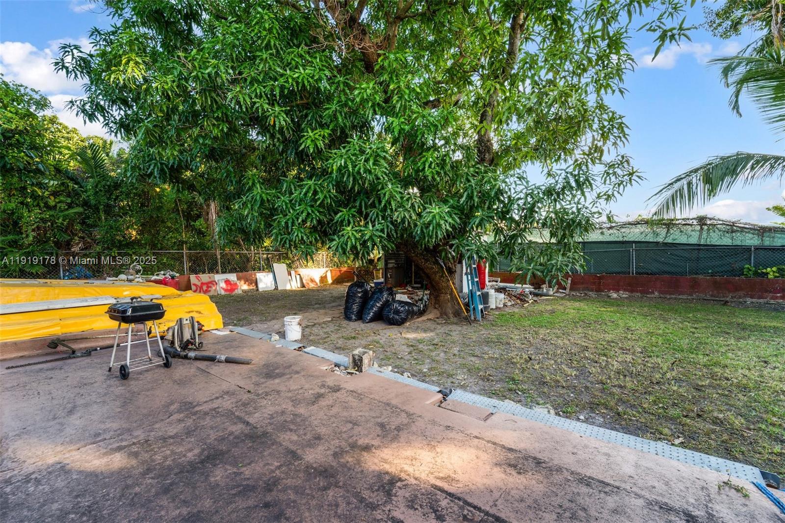 PALBICKE & GARRISONS ADDN - Residential