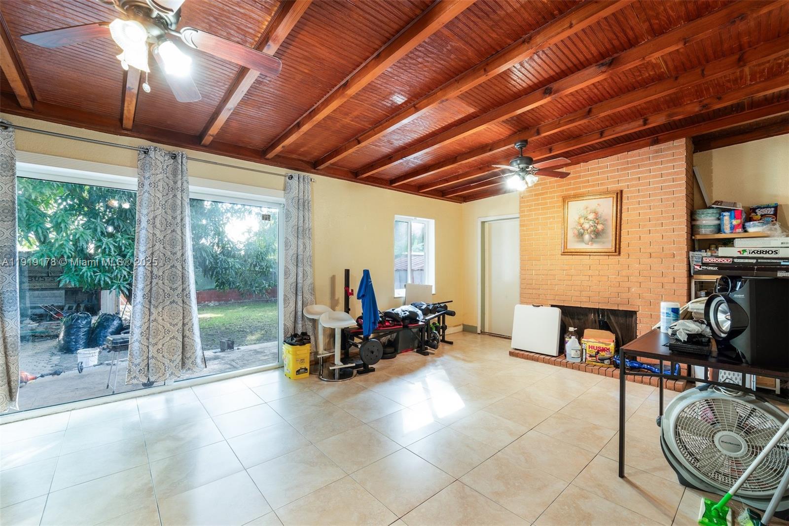 PALBICKE & GARRISONS ADDN - Residential