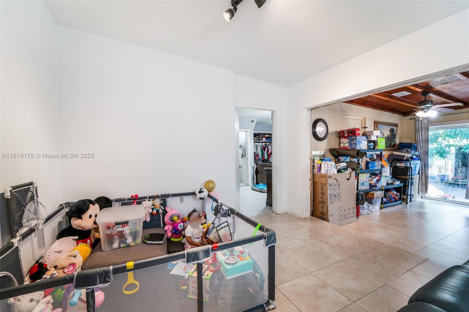 PALBICKE & GARRISONS ADDN - Residential