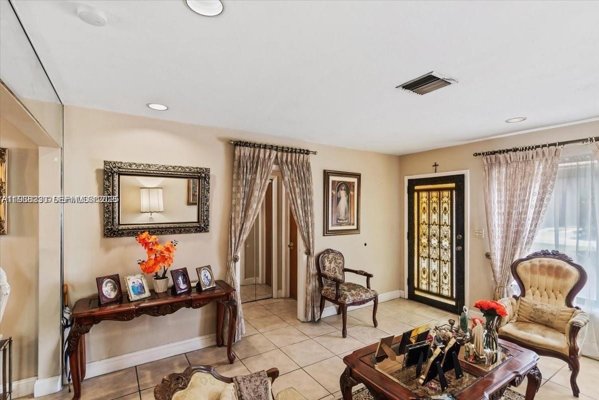 CORAL VILLAS REV - Residential