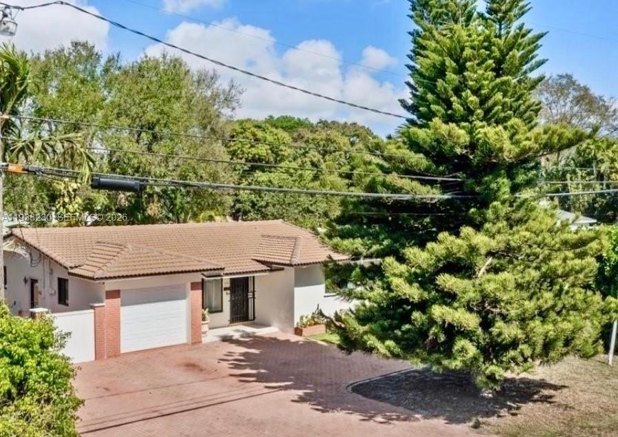 CORAL VILLAS REV - Residential