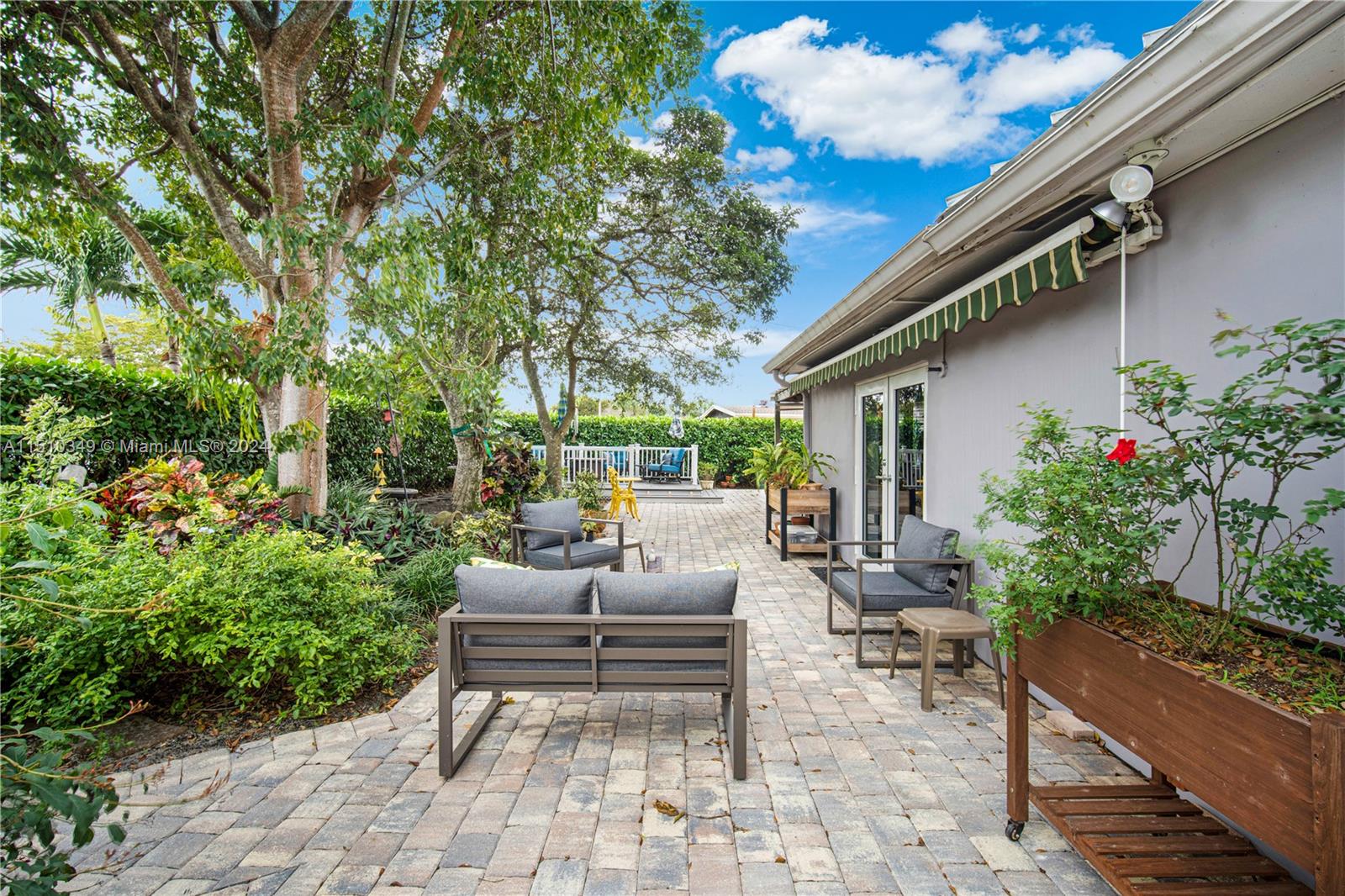 HEFTLER HOMES SUNSET PARK - Residential
