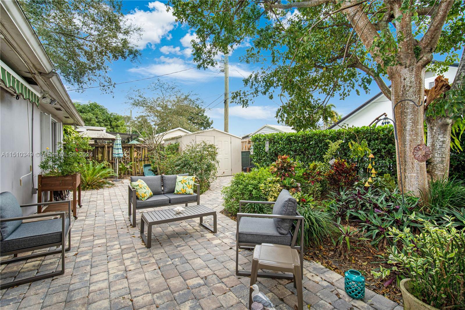 HEFTLER HOMES SUNSET PARK - Residential