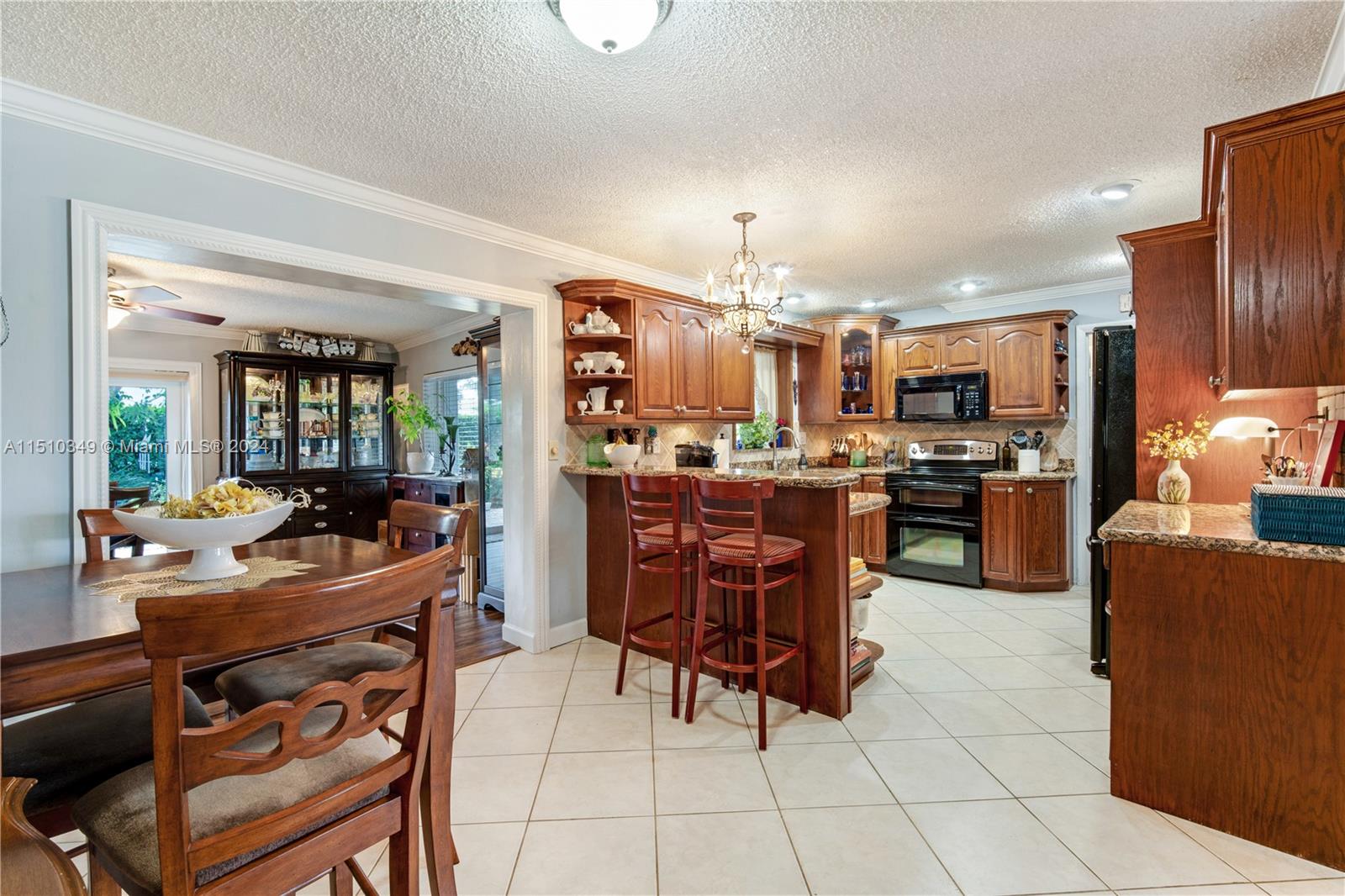 HEFTLER HOMES SUNSET PARK - Residential