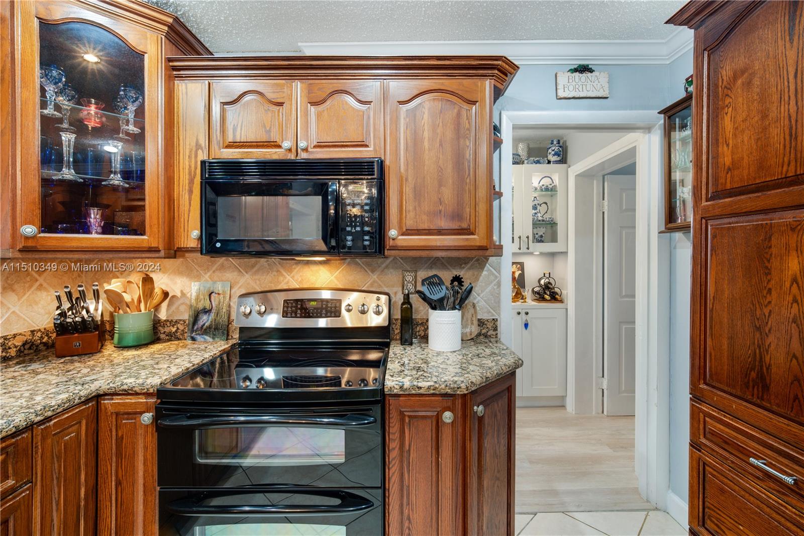 HEFTLER HOMES SUNSET PARK - Residential