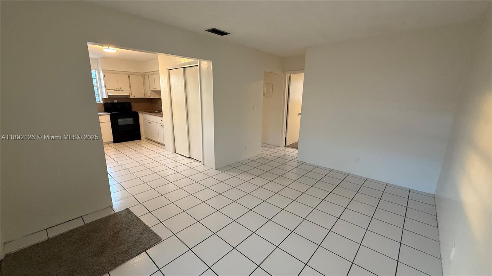 PLAYLAND VILLAGE SEC 3 - Residential Lease