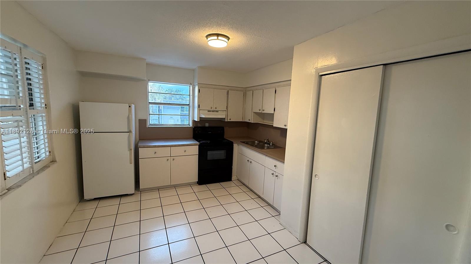 PLAYLAND VILLAGE SEC 3 - Residential Lease