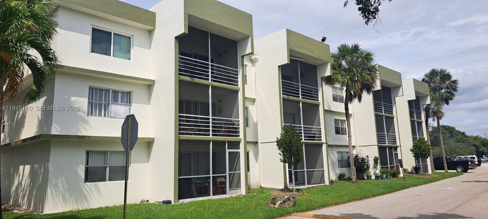 4255 N University Dr 315, Sunrise FL 33351
