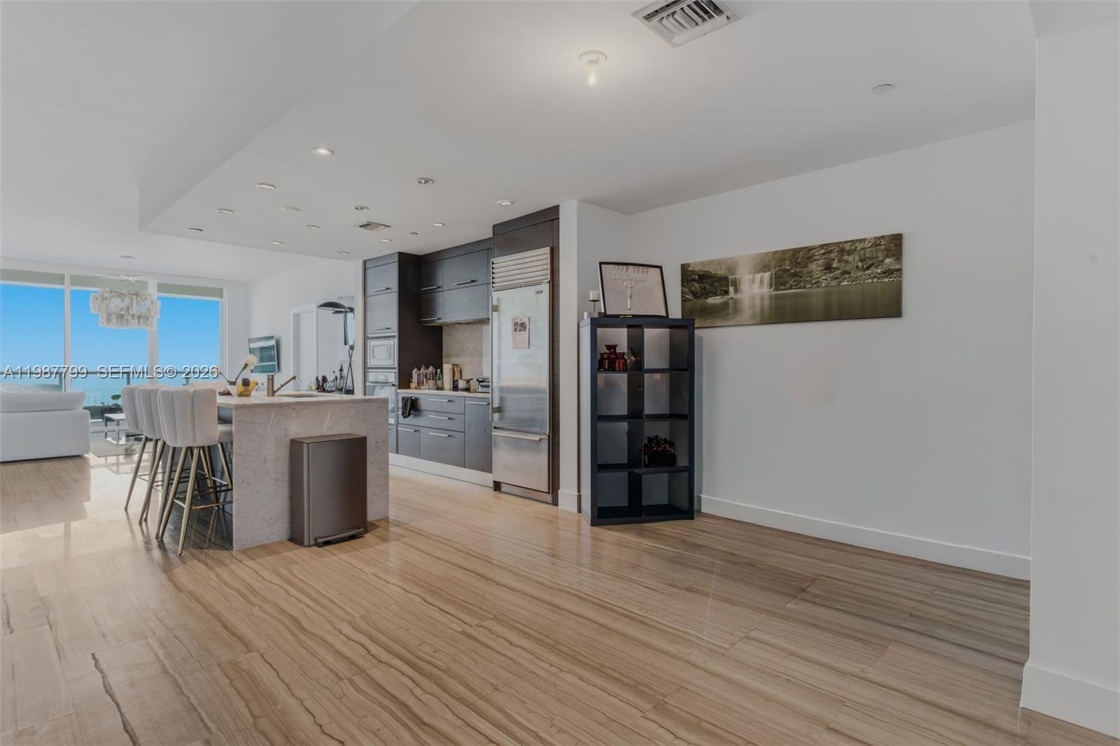 900 BISCAYNE BAY CONDO - Residential