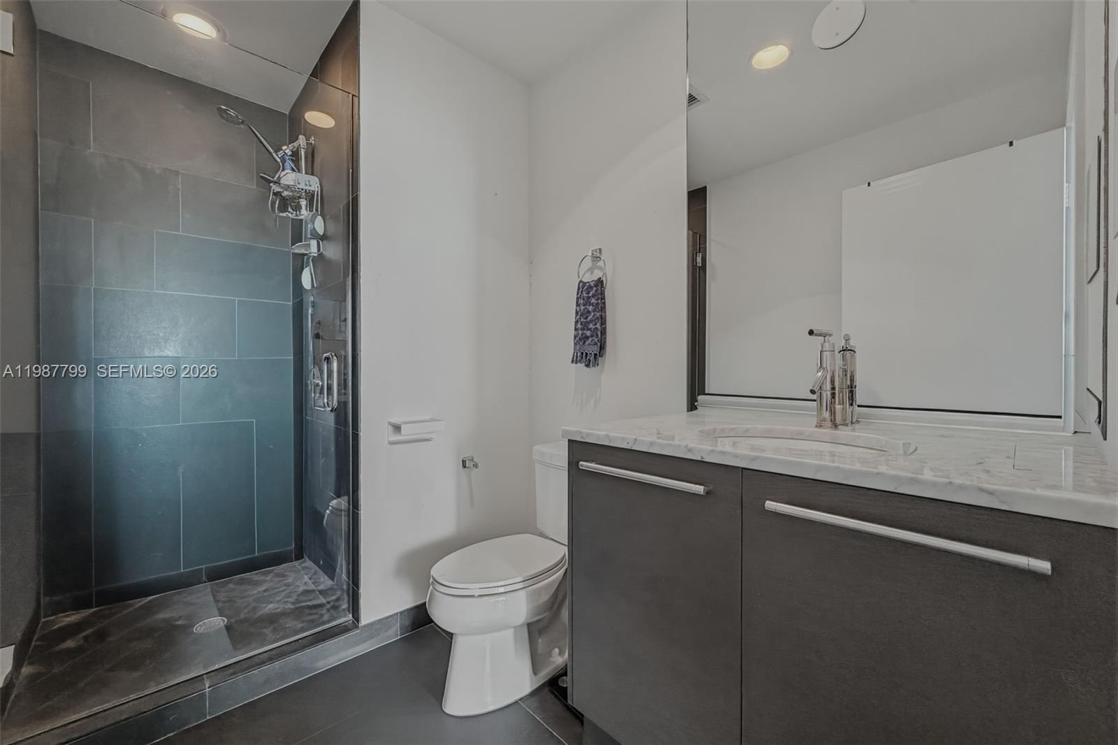 900 BISCAYNE BAY CONDO - Residential